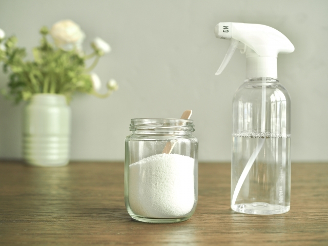 クエン酸スプレー クエン酸水 の作り方どんな汚れに使える？コジカジ