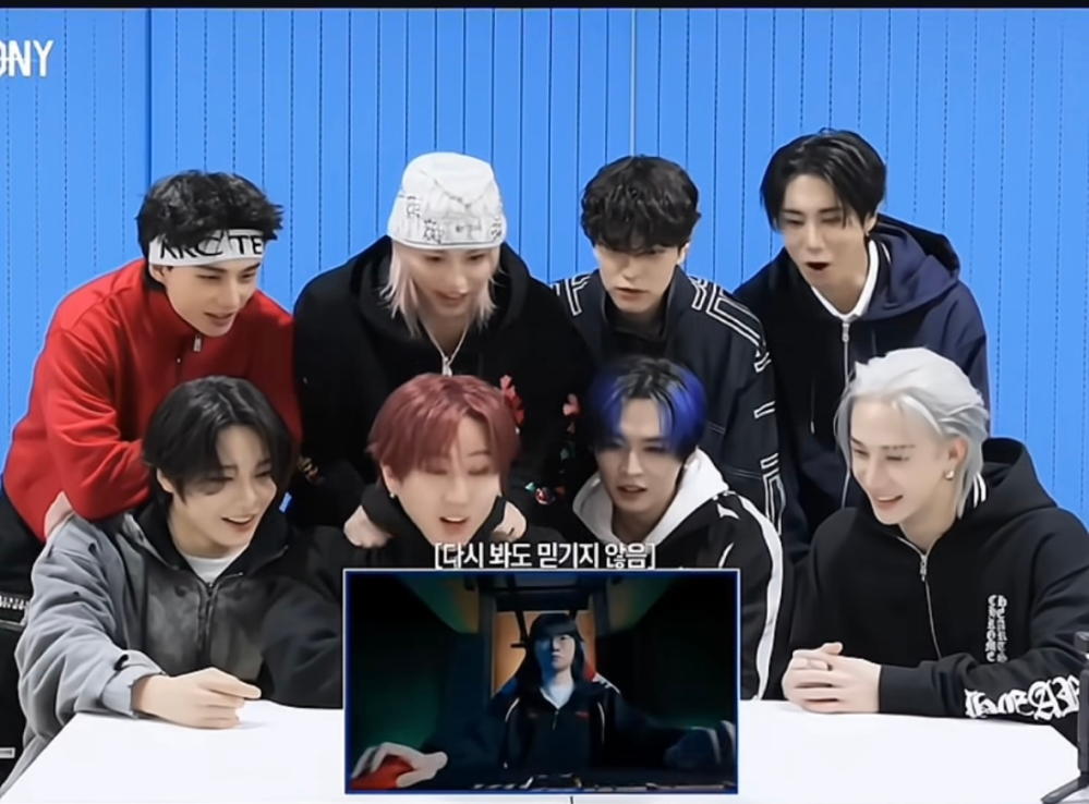 ボクスンアリのインスタに癒される ◦ˉ ˘ ˉ◦ ♡今日は待ちに待った日❤️case143 Seungmin love ♡