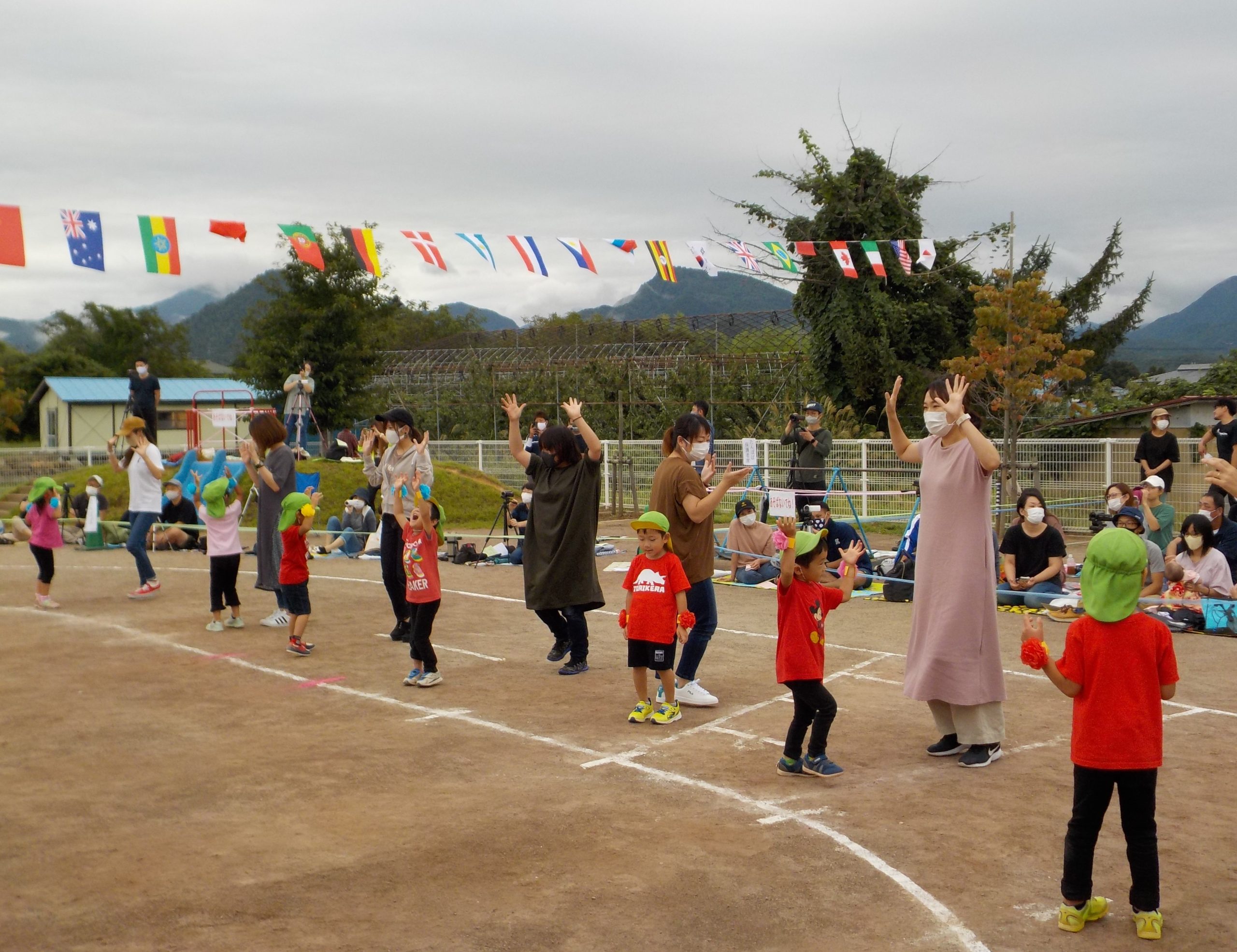 たんぽぽ組 ４歳児 運動会の様子保育絵日記 - 楽天ブログ