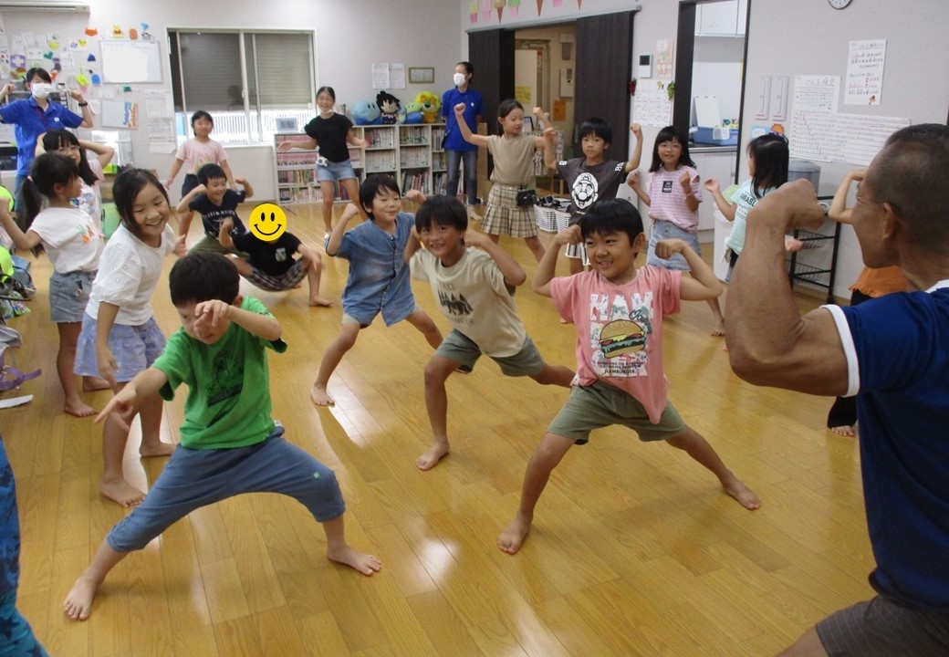 子どもと話すマッチョってなに? - メルカリ