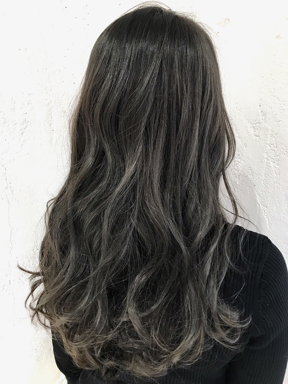 アッシュグレー 市販の黒染めの汚い色落ちから大変身