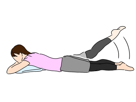 壁に向かって上げた内転筋とヒップのトレーニング動画のうつ伏せ寝バージョン。,足を背屈させて踵を内側に向ける。息を吐きながらゆっくり踵を寄せ吸いながら開く。10回×2〜3セット繰り返す。,workout ,training,富山 toyama,宅トレ,おうち時間,巣篭もり,家にいよう,ステイホーム ,stayhome ,運動 免疫力 免疫力アップ,