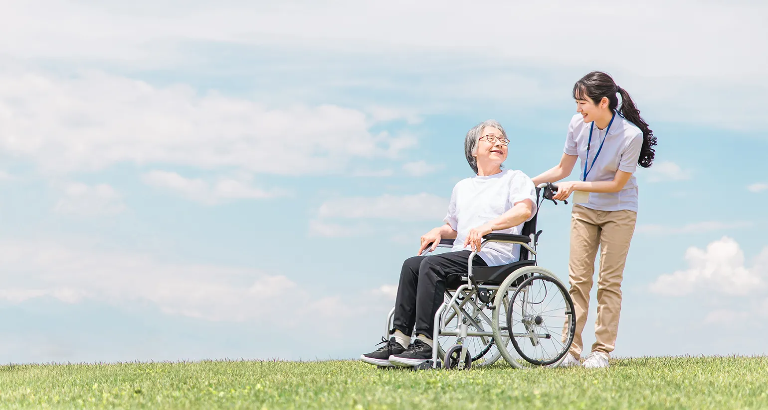 介護の仕事は楽しい？介護士の魅力・やりがいを実際の現場の声から解説！!サービス付き高齢者向け住宅の学研ココファン