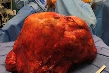 ビール腹を持つ男 — ストック写真 © yuliang1182189706