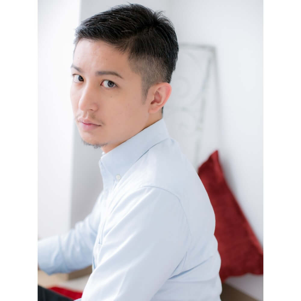 薄毛 カット 前頭部 M と頭頂部 O が同時に薄くなってきたヘアスタイルをデザインする。INTI report薄毛 に悩む男性の為の美容院「INTI インティ 全席個室、東京・神奈川・大阪・名古屋・福岡に展開