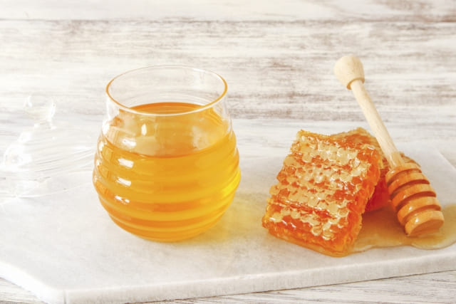 管理栄養士が解説 喉におすすめなはちみつの選び方は？おすすめレシピも紹介 – EPARKくすりの窓口コラムヘルスケア情報