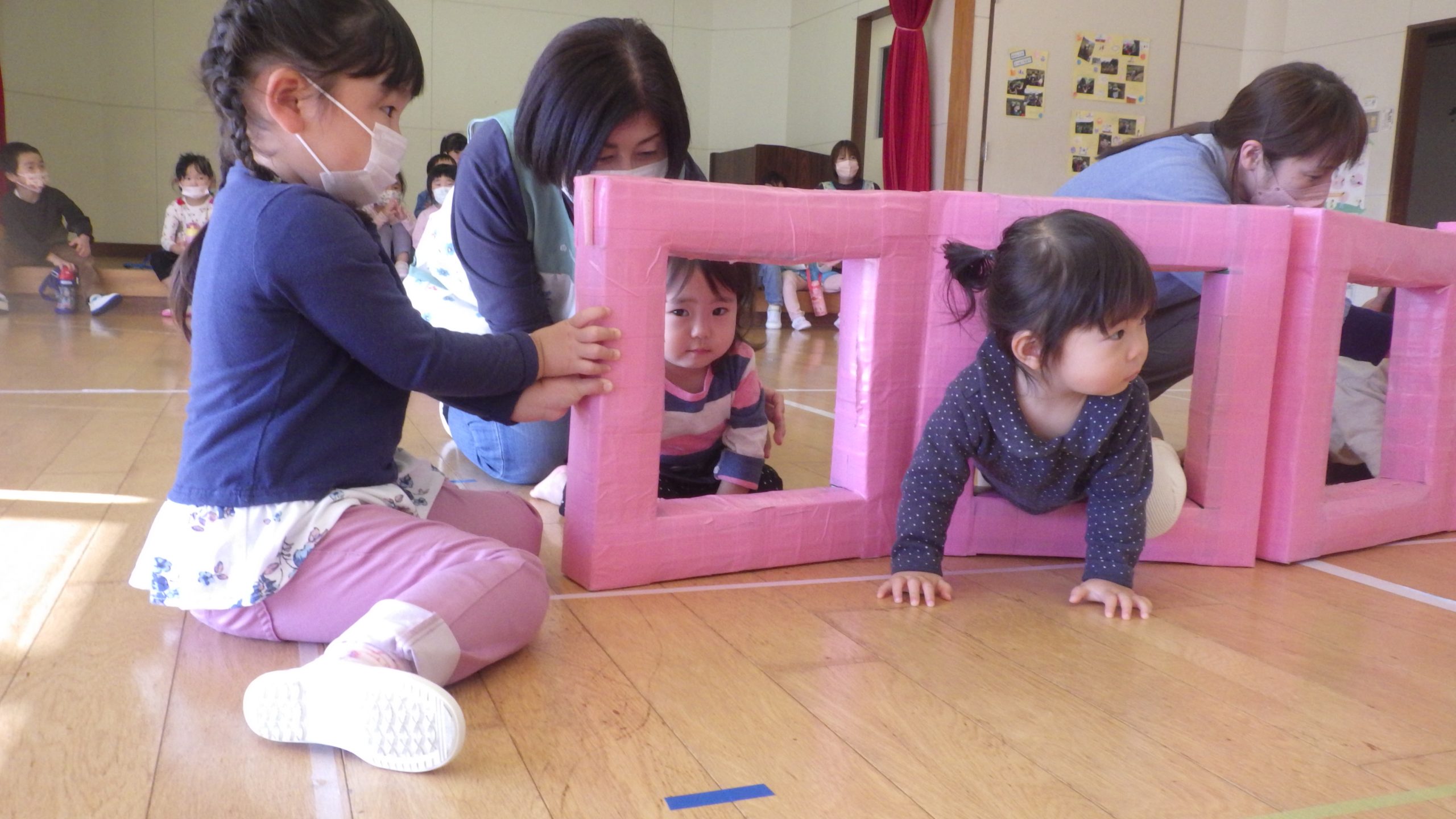乳児部 室内遊び浜松市西区 連携型認定こども園 春日こども園
