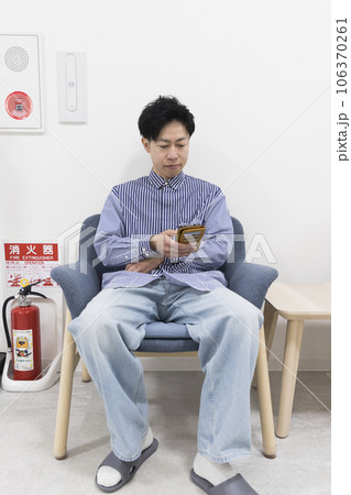 病院内のスマホ利用が緩和！使える場所とマナーは覚えておくべし！ - isuta イスタ-私の“好き”にウソをつかない