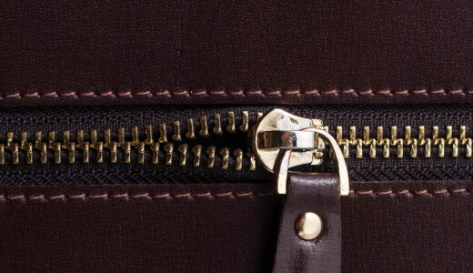 チャックの直し方を紹介！外れた時や閉まらない時はどうする？ -公式 札幌革職人館 ブランド 革小物 コンテンツ