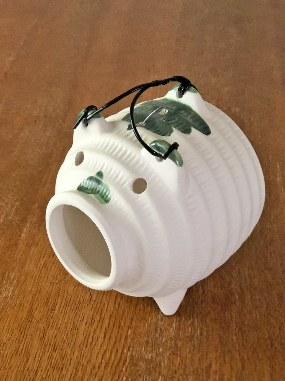 蚊取り線香の器は、なぜ「豚」なのか中川政七商店の読みもの