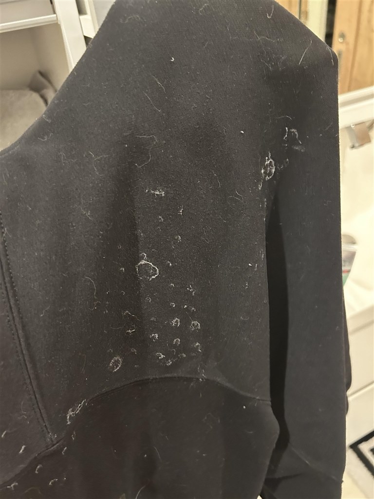 洗濯後、黒い服につく白いカスの原因は？3つの対策を洗濯のプロが解説 平島利恵- エキスパート - Yahoo!ニュース