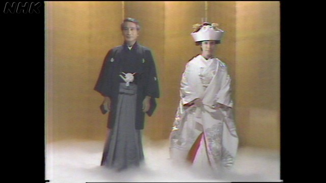 安めぐみ、十五夜にしろくんと２ショット「もふもふ」2025年10月8日- エキサイトニュース