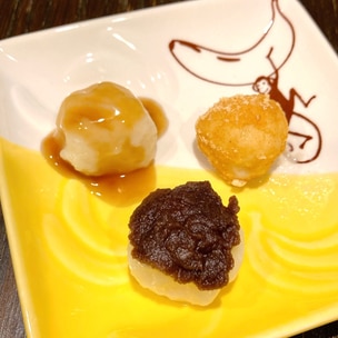 ベビーキッチン❁ 離乳食 幼児食 レシピ 子育て⁡ 『枝豆コーンの寄せ焼き』 ⁡ 今回ご紹介させていただくのは @mocchan_mom‪さんの素敵な投稿です⸜ ✿ ⸝ ⁡ 𓂃◌𓈒𓐍◌𓈒◌𓈒𓐍◌𓈒 𓈒◌𓐍𓈒◌ 𓈒◌ 𓂃 ⁡ 今日は手づかみ爆食 枝豆コーンの寄せ焼きのレシピだよ‬