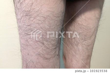 毛玉やばいからそろそろ変え時🥲ニーハイ ニーハイソックス 絶対領域 太もも 脚フェチニーソ 色白女子ショーパン ミニスカート ミニスカコーデ ショーパンコーデ 太もも ミニスカ 美脚 タイツ 生脚 kneesocks ニーハイコーデ kneehighsocks jdmgirls jdmgirl ギャル