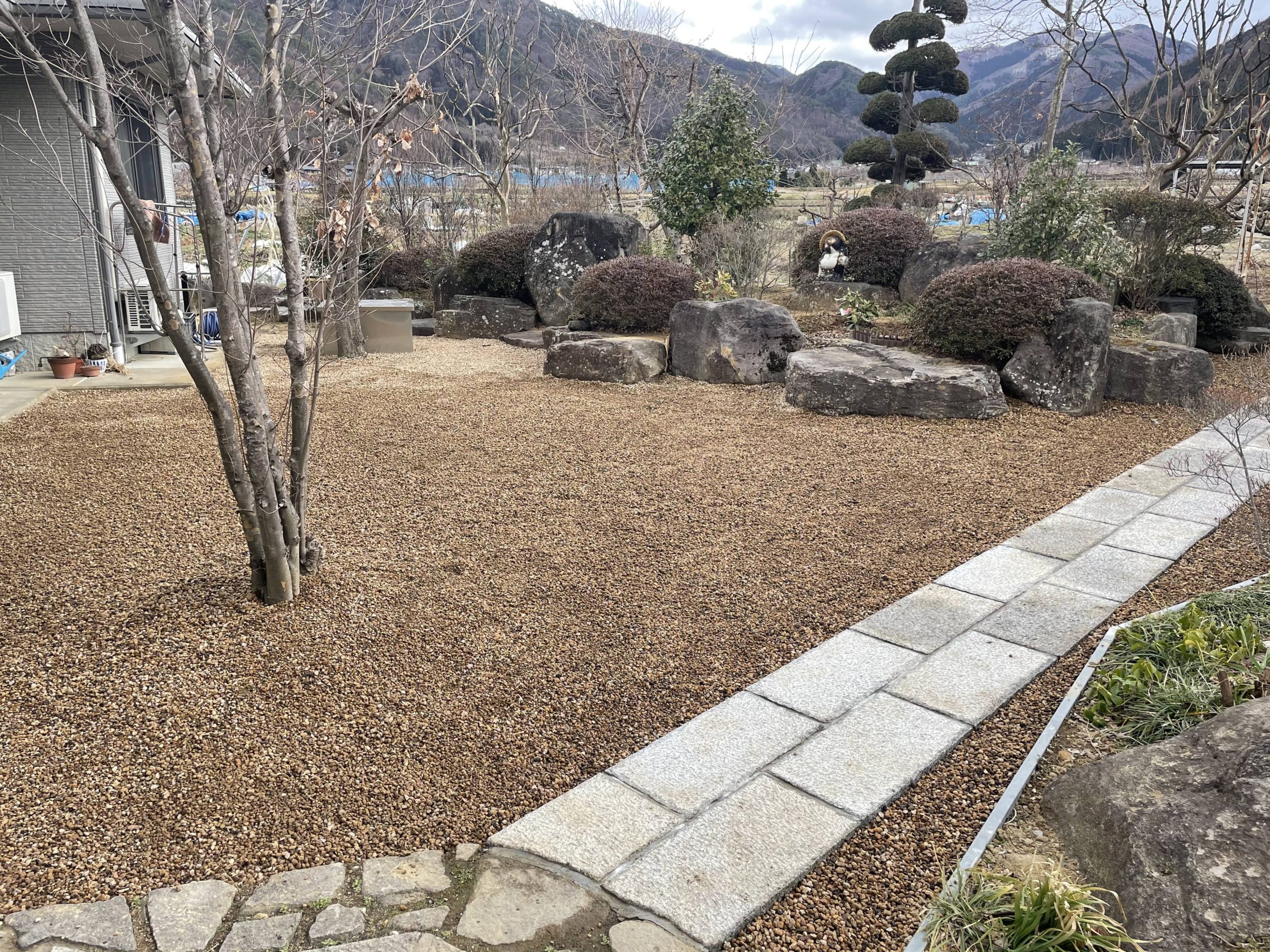 雑草が生えづらい庭にするコツ！植物を使った雑草対策をガーデニングのプロが解説 みゆき- エキスパート - Yahoo!ニュース