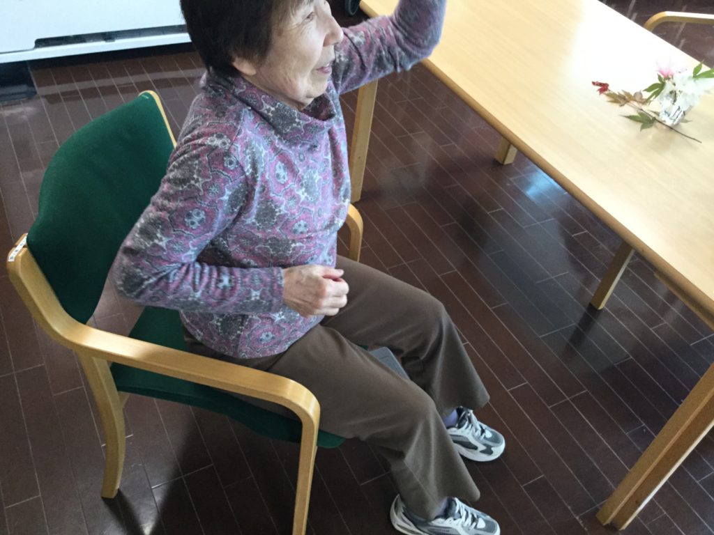 棒体操 機能訓練 - 茨木市の有料老人ホーム スーパー・コート茨木さくら通り