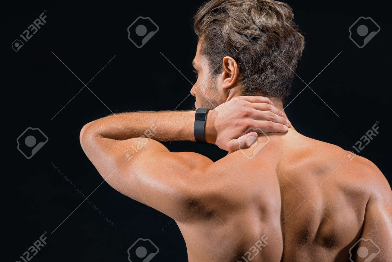 首に手を当てる女性 の Stock フォトAdobe Stock