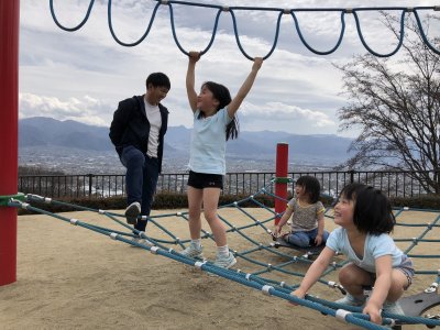 中学3年生です10ヶ月くらい前から写真のような左胸に大きなしこり ？- Yahoo!知恵袋