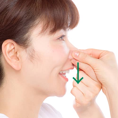 鼻を小さくしたい！自力で小さくする3つの方法と美容整形について紹介埼玉川口のフェアクリニック