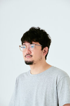 斜め顔の描き方: よくある間違いとコツ