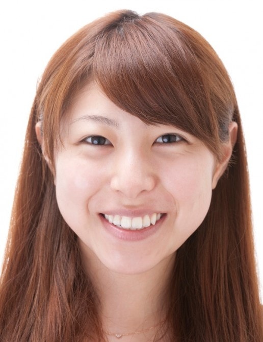 女の加工前寝起きすっぴんの顔なんてみんなこんなものだと信じたい。とか言ってしっかりカラコンはしてるおそるべしノンフィルターもはや唇何色自然グラデーション