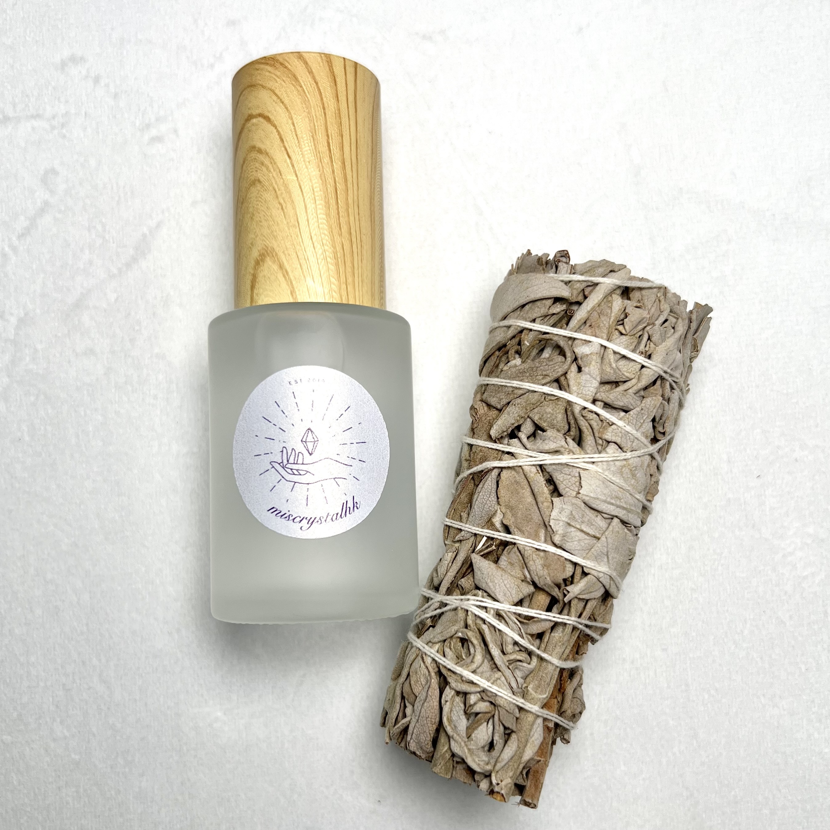 生病的魚剪了爛尾泡白黴舒兩天換藥治療一星期，有些走了，有些好了，有隻要走前留下了種，入這坑要盡心盡力的覺悟