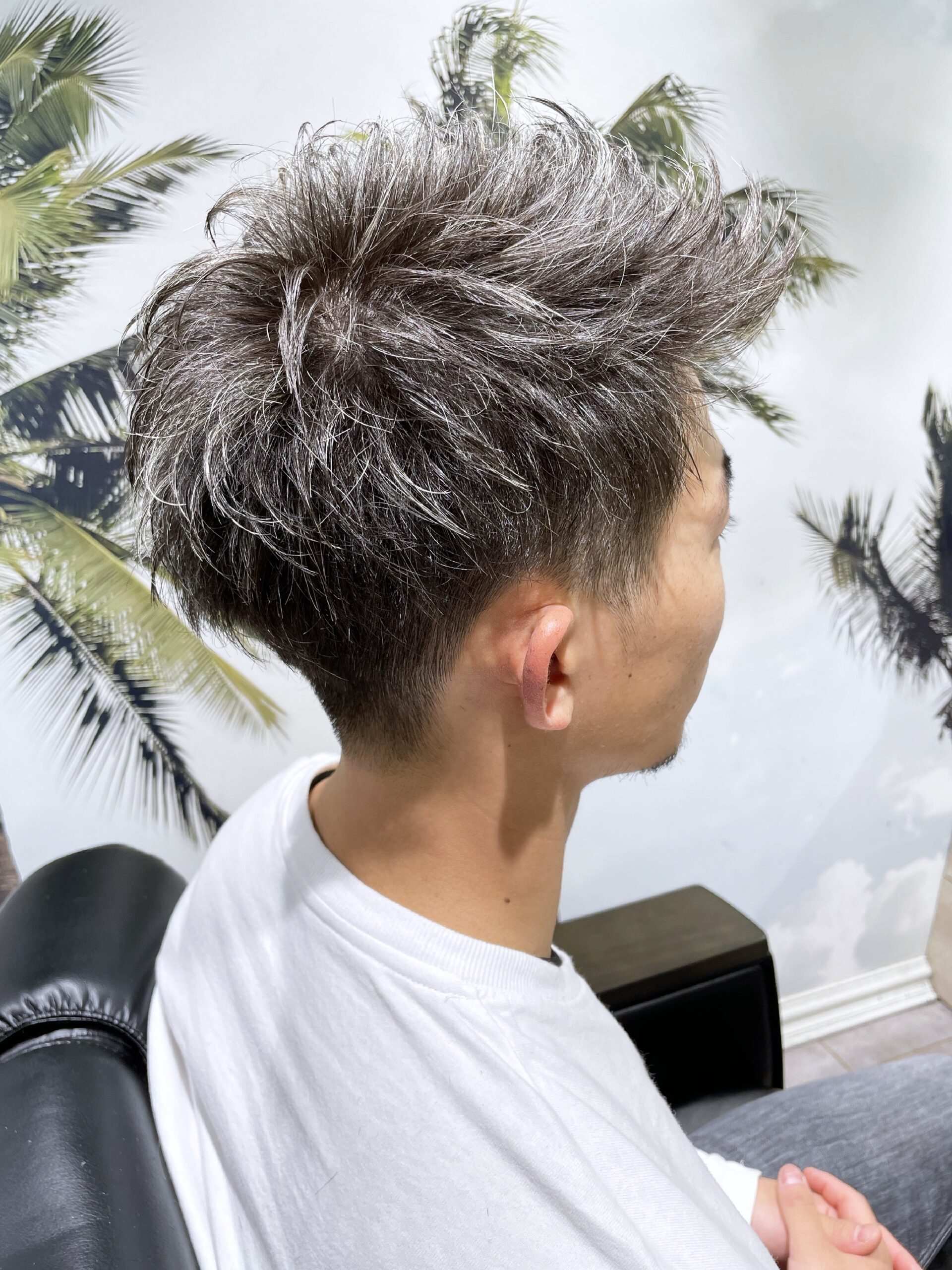 メンズの白髪 ・白髪染めについて美容師が解説。悩みを解消して新しい自分に。渋谷駅徒歩1分！髪質改善でツヤ髪になれる人気美容院 美容室 LUXY ラグジー