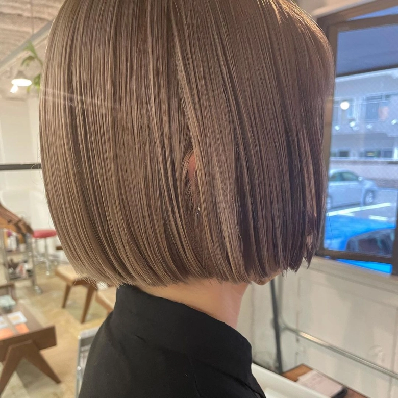 50代白髪が目立たないヘアカラー！アッシュ、ベージュ、グレージュヘアカラーリングLICOLO - 髪から自分を好きになる
