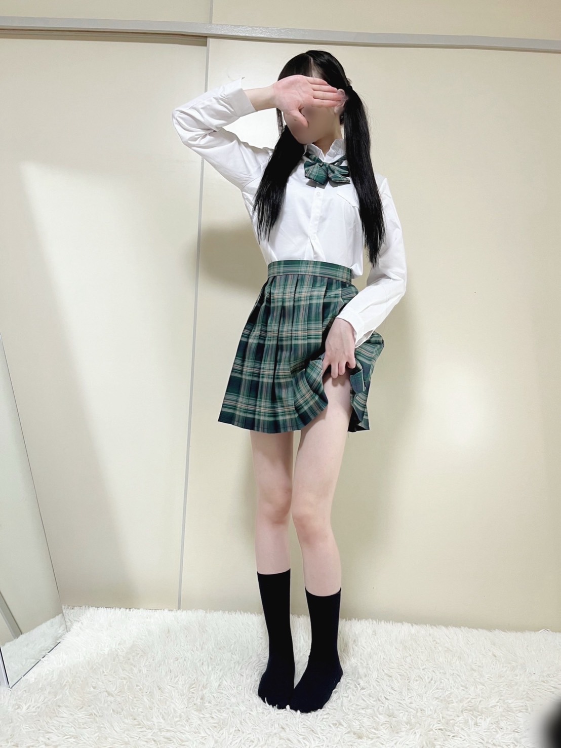 日暮里 派遣リフレ パンドラ】陽菜(ひな)ちゃん体験談～無抵抗な10代制服少女に合法的にお触り！ヤバいコースは興奮度MAX！！～