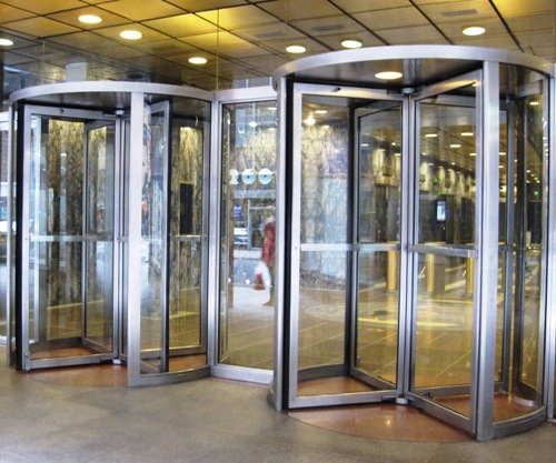 自動回転ドアの事故防止対策について 報告書