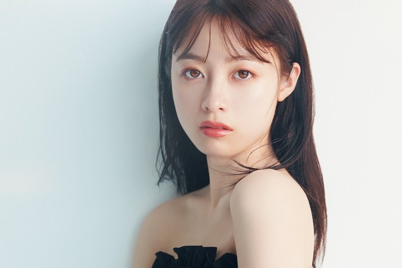 美人顔 の条件はキレイな眉山！ 自眉を生かした 美眉山メイクビューティニュース 美容メディアVOCE ヴォーチェ