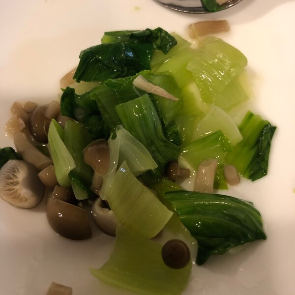 チンゲン菜としらすのコールスロー鉄やカルシウムなど、子供におすすめの栄養素がたっぷりのチンゲン菜 混ぜるだけで簡単にできる副菜です♪詳しい作り方は画像をご覧ください🍳 他の投稿はこちらから → @totplate_officialTot