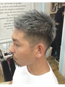 30代⭐️白髪×ホワイトメッシュ‼️橋本市Hills✂︎Worksメンズ専門サロン和歌山県橋本市Hills✂︎Works30代40代〜向け✂︎ メンズ専門サロンたまに釣りブログ♫橋本市メンズカット河内長野市メンズカット