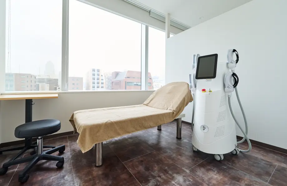 徹底調査 URARA うらら クリニックの口コミ・評判を取材で検証！怪しい噂は本当？ - Hit The Knee