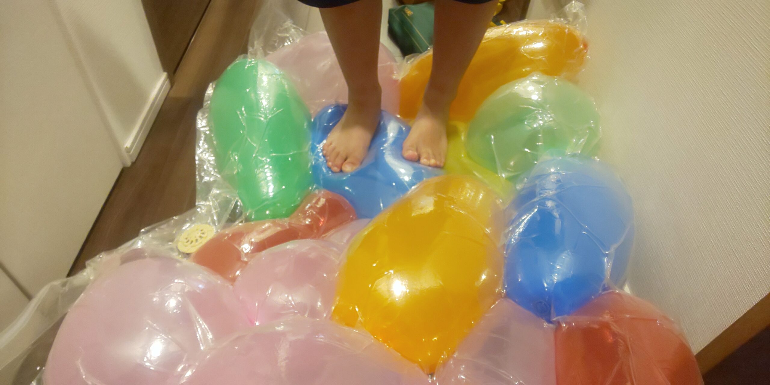 風船マットでルンルン♪ - チャレンジキッズ