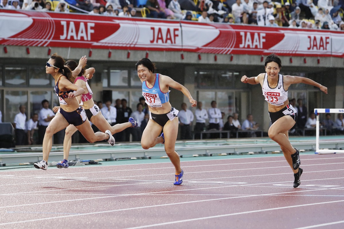 高3の日本選手権で生理に過緊張が重なって 」元200m日本記録、信岡沙希重が明かす“女性選手の苦悩”「現在、指導で意識しているのは 」 - 短距離走- Number Web - ナンバ