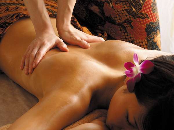 7,407 リゾート エステ Stock Photos, High-Res Pictures, and Images - Getty Imagesリゾート 南国, アジア スパ, ヘッドマッサージ