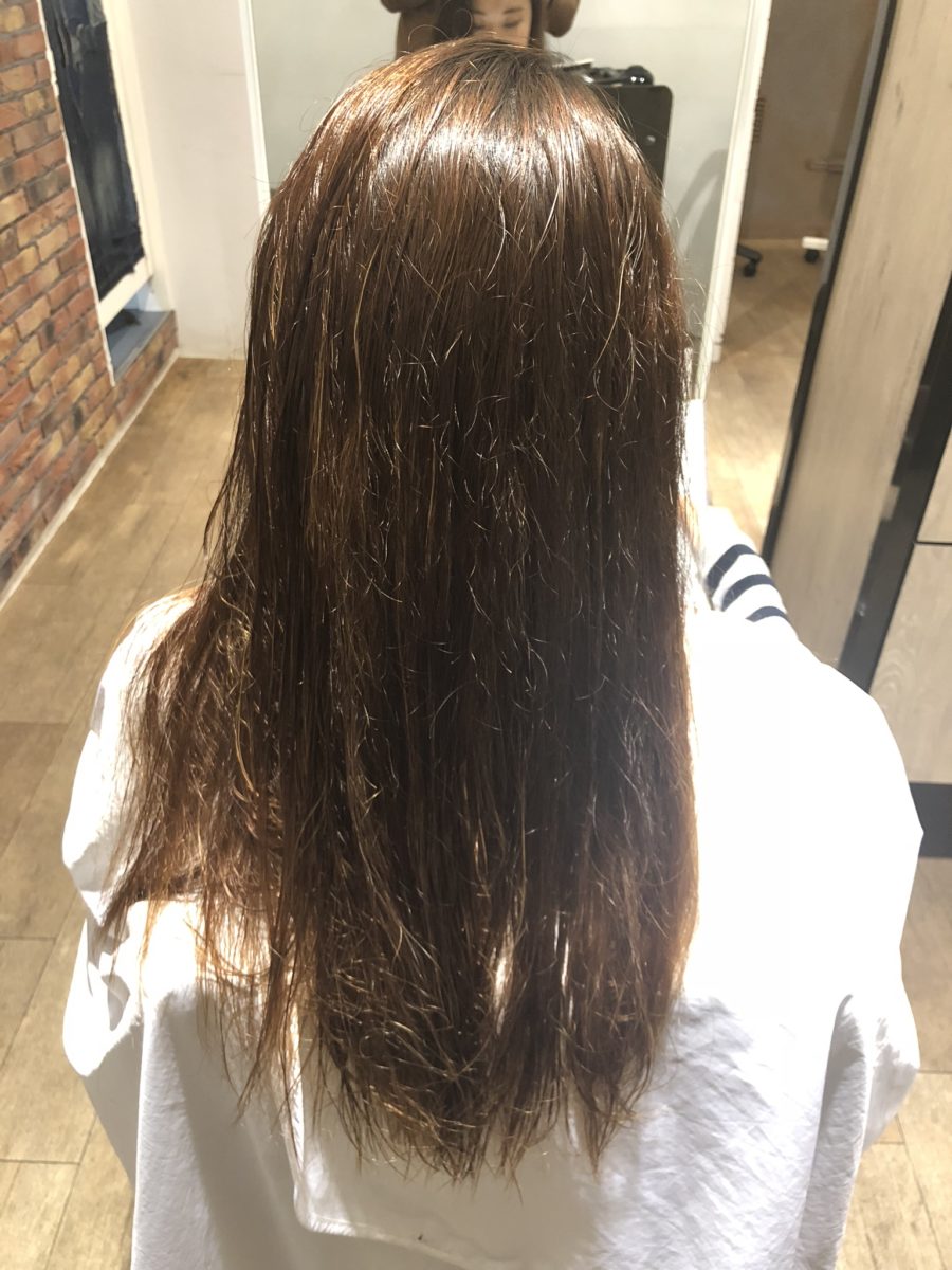 髪伸ばしかけはボサボサでキマらない!?スタイリストがオススメする工夫とポイント