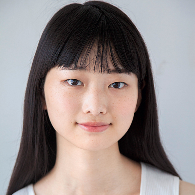 キツイ、古くさく見える目元の原因はアイライナー！ 今どきの抜け感ある目元ならOggi