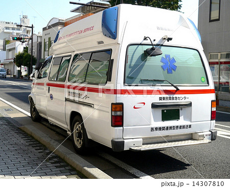 全車標準装備してくれ!! 救急車が近づいても避けないクルマとITの力 - 自動車情報誌「ベストカー」