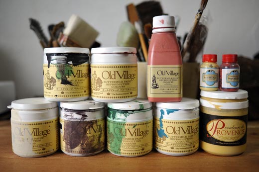 バターミルクペイントでDIY塗装。 上手な塗り方・使用例モンドのブルース