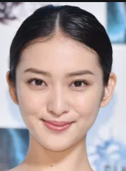 卵型の顔に似合う髪型15選！美容師による顔型別アドバイス＆ヘアカタログ