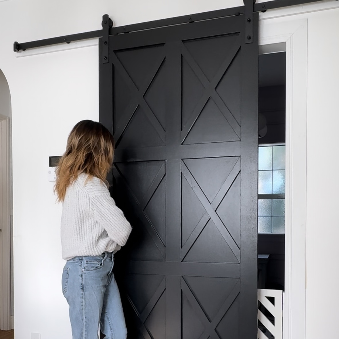 隠し扉の作り方 - DIYで家に隠し扉を作る方法を紹介