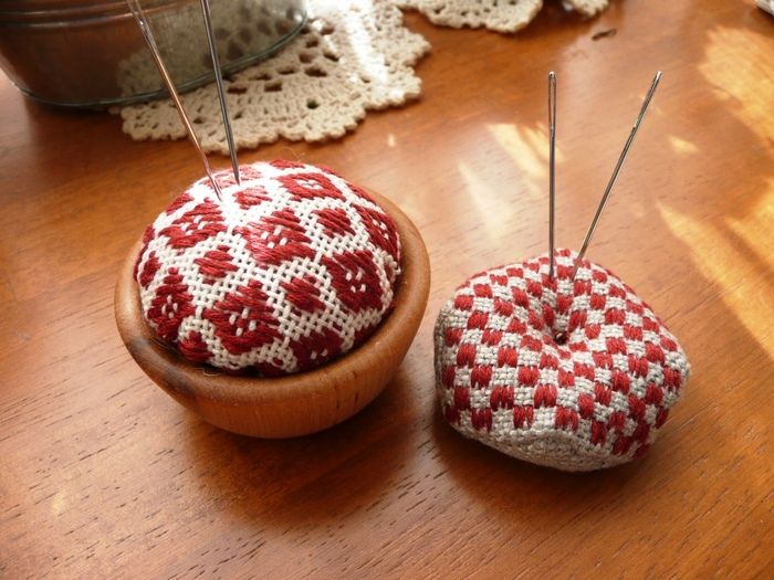 ◇韓国生地の伝統手作り針刺し◇ お土産 プレゼント カラフル プチプレ 手芸用品 - アイライク KOKOBOA オンラインショッピング