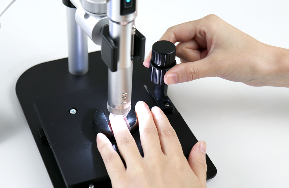 Amazon.co.jp: 顕微鏡観察 LCDスクリーンなし 爪郭毛細血管微小循環 HD 1000X 顕微鏡 血液観察装置 統合マシン : おもちゃ