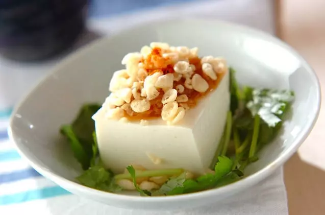 成分から見た豆腐の種類 - お豆腐ランド ― Land of A 1000 Tofus ―