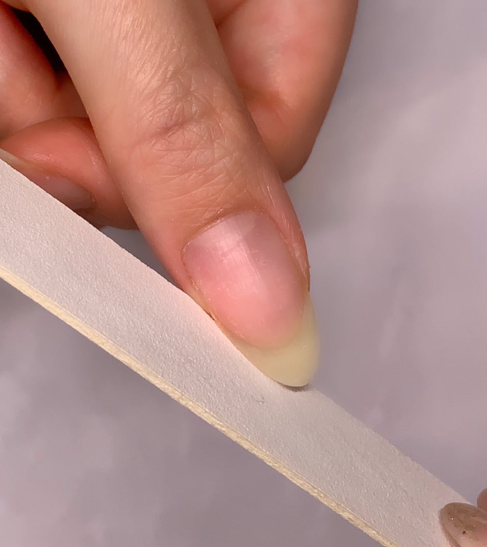 爪の整え方初心者でもできる「やすり」を使って綺麗な形に削るコツ4つ - にいののぞみブログ