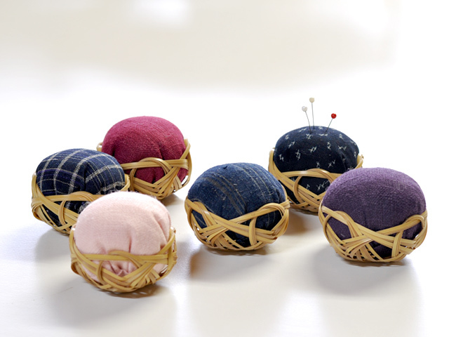 ピンクッション完成品 針山 針刺し ハンドメイド その他素材 ✿HEIDI✿ 通販 19590955Creema クリーマ