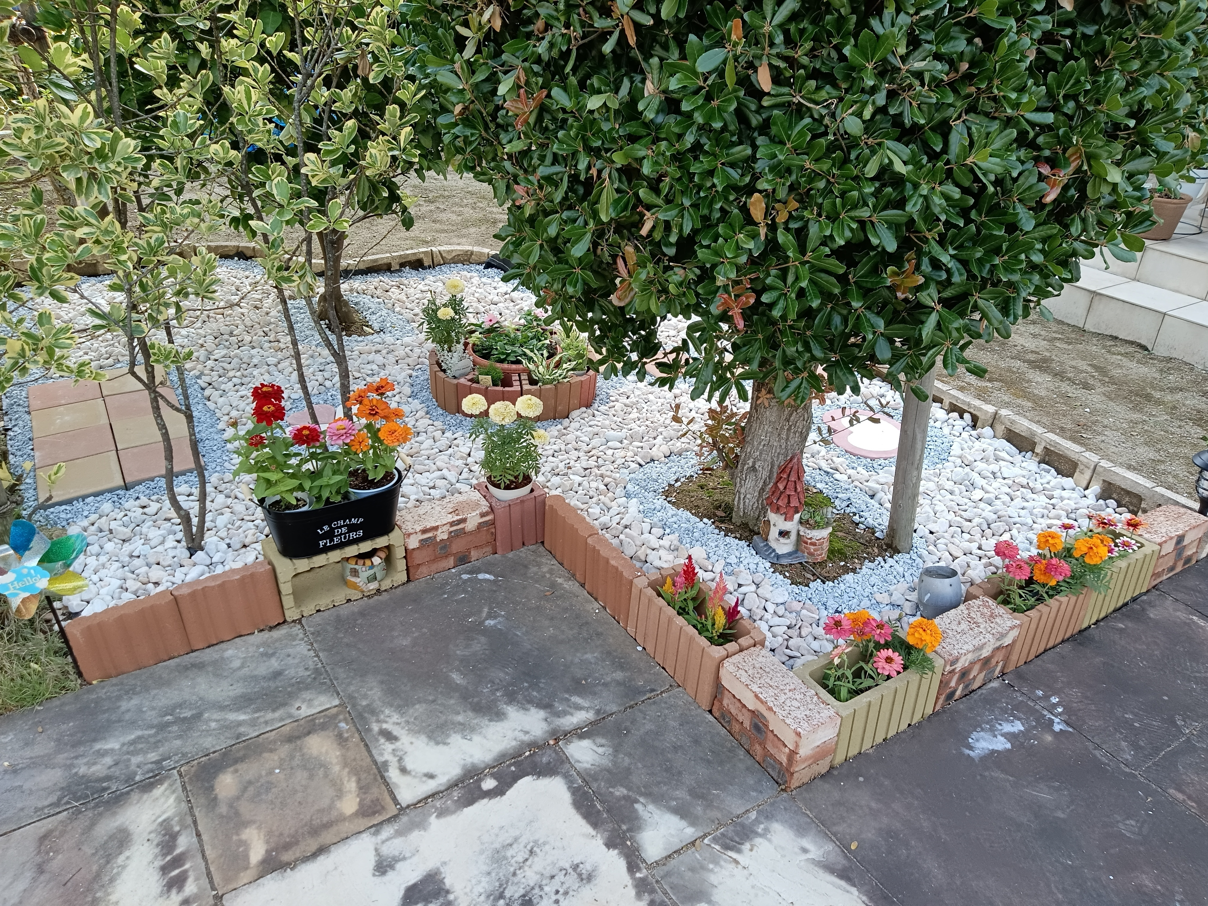 雑草対策なにがいい？施工が必要なものからお手軽なものまで7選。 – RIK SQUARE! Mag