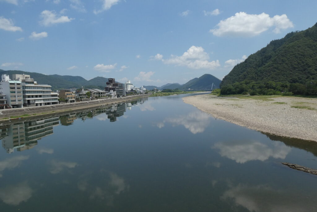 西日本最大】県庁所在地岐阜駅前徒歩１分のソープ街「金津園」の昼夜を観察する。【ソープ街】（1） – 全国裏探訪